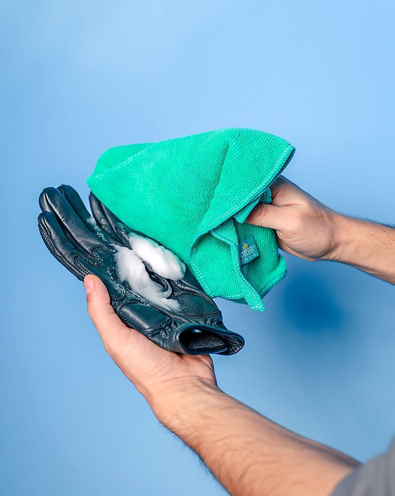 Limpiador del casco MOTOREX HELMET & GEAR CARE - MT169 - Imagen 5